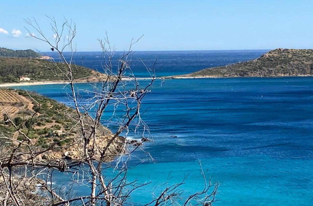 مبيت وإفطار Le Rayol-Canadel-sur-Mer L'Arbousier المظهر الخارجي الصورة